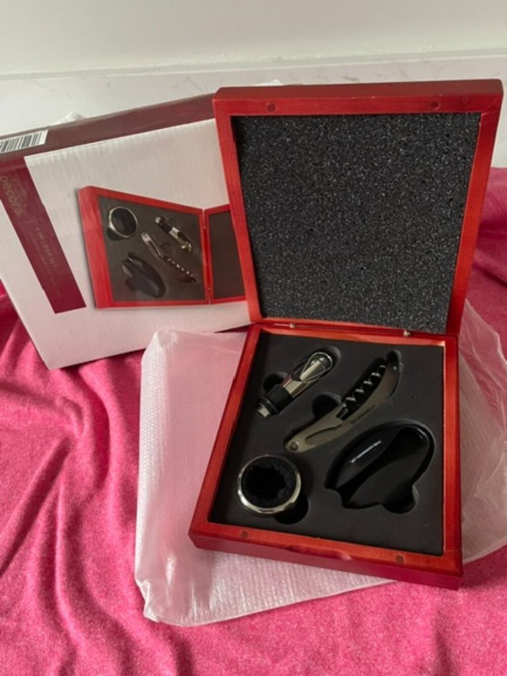 Decora -4 IN 1 BAR SET WINE OPENER NWT- MOHOGANY BOX